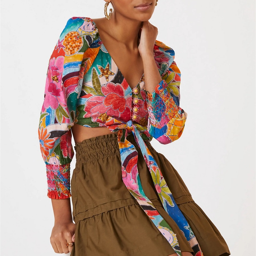 FARM RIO Deep V Tie Waist Cropped Long Sleeve Top (NWT)
